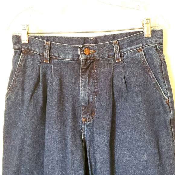Size 12 Petite Vintage 80's Lee High-waisted Mom Jeans with pleats - Picture 2 of 9